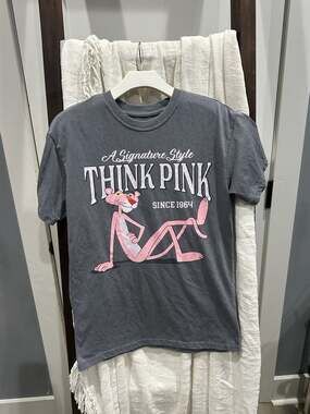 Pink Panther T-Shirt Size XS Gray Think Pink Signature Style